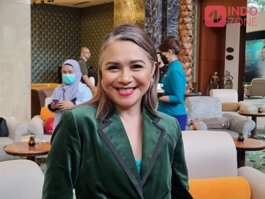 Ruth Sahanaya konferensi pers di Tanah Abang, Jakarta (INDOZONE/Arvi Resvant