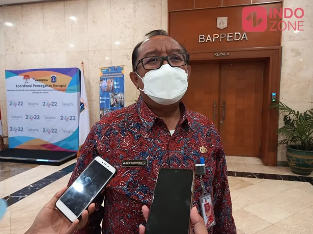 Kepala Dinas Lingkungan Hidup (DLH) DKI Jakarta, Asep Kuswanto (INDOZONE/Febyora Dwi Rahmayani).