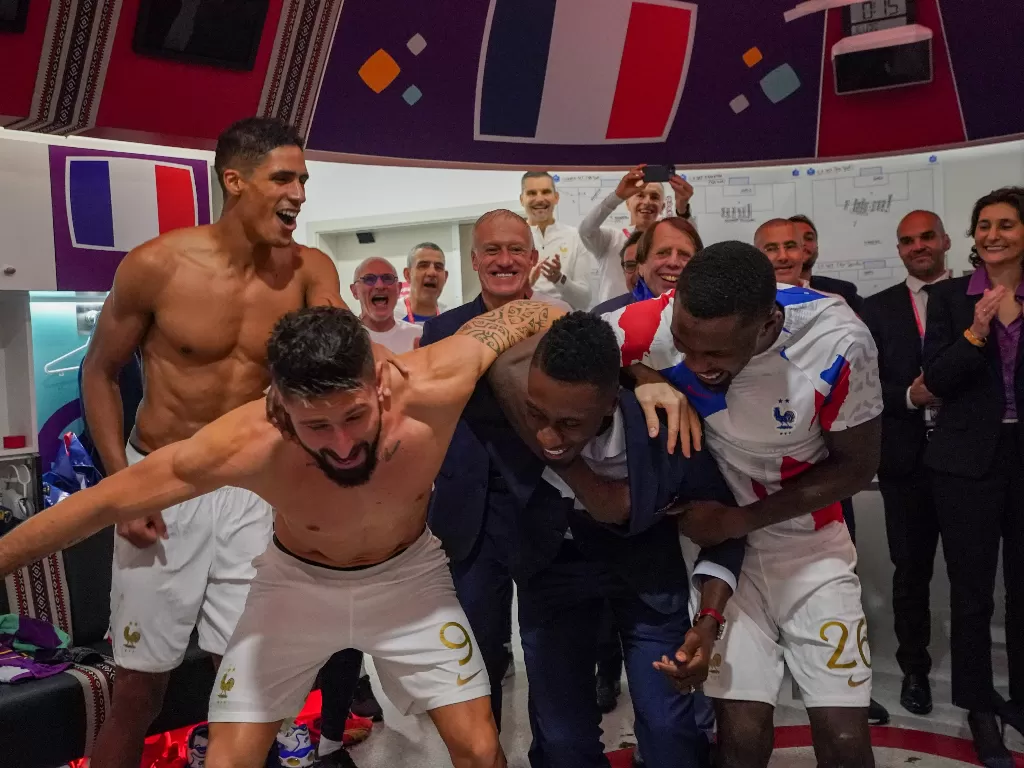 Timnas Prancis gelar pesta usai lolos ke final Piala Dunia 2022 (Twitter/@equipedefrance)