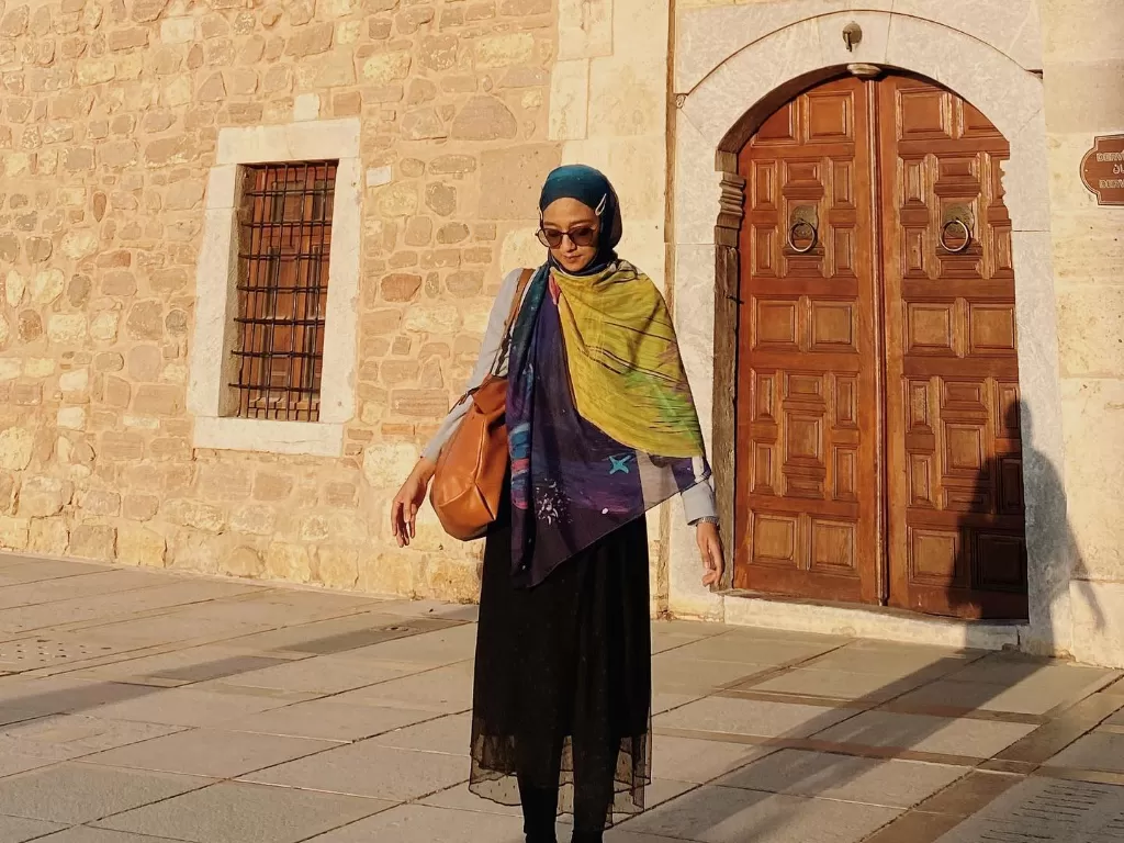 Chiki Fawzi bagikan tips travelling.  (Instagram/@chikifawzi)