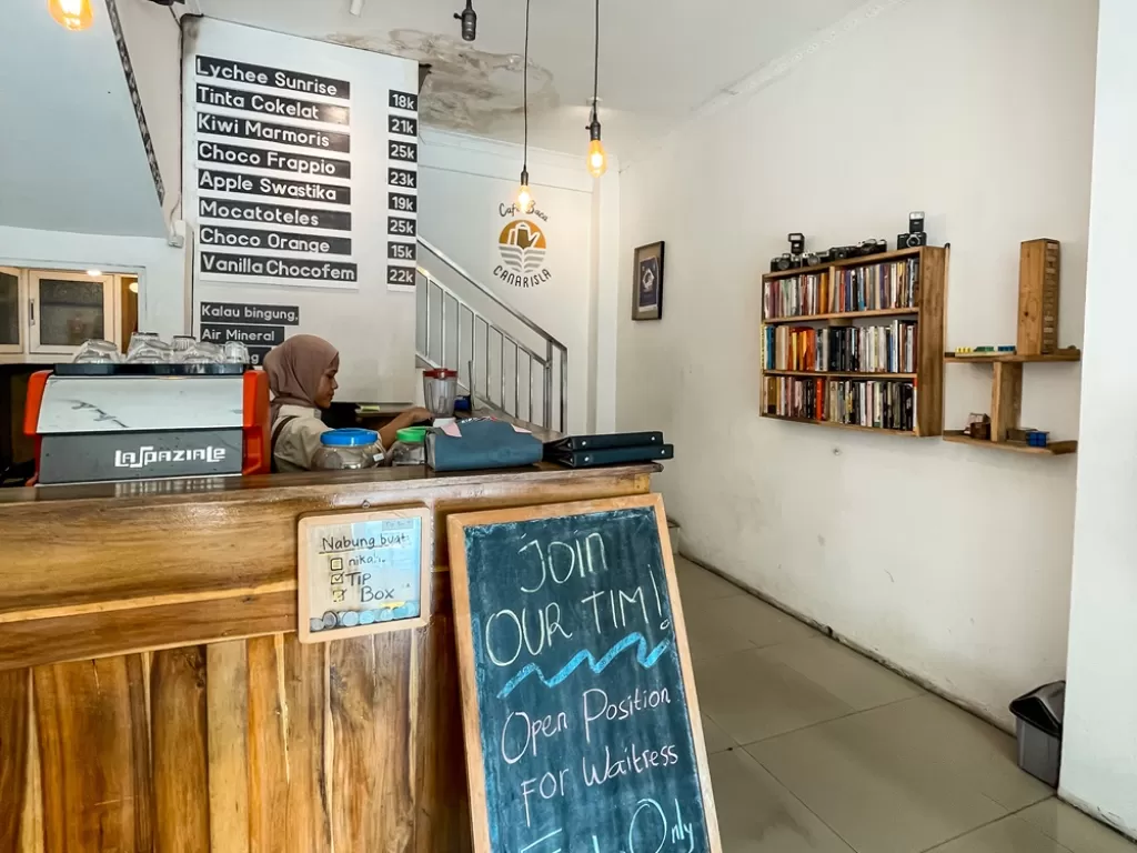 Kafe Baca Canarisla, Solo. (Twitter/@sintiaastarina)