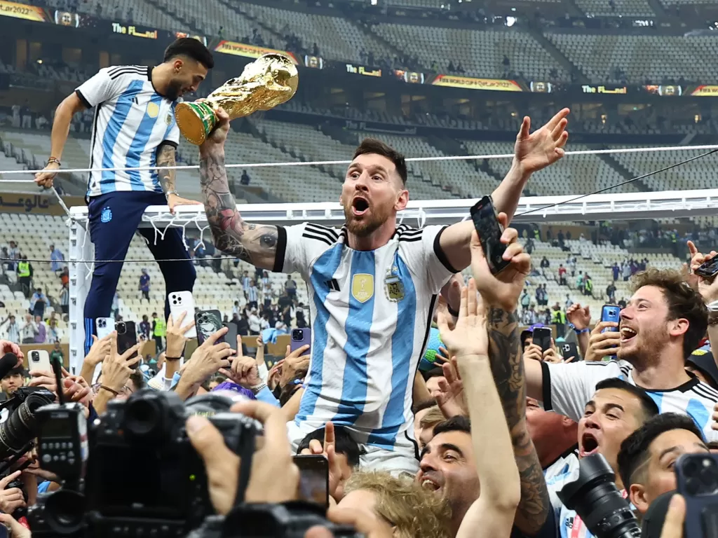 Lionel Messi juara Piala Dunia 2022. (REUTERS/Kai Pfaffenbach)