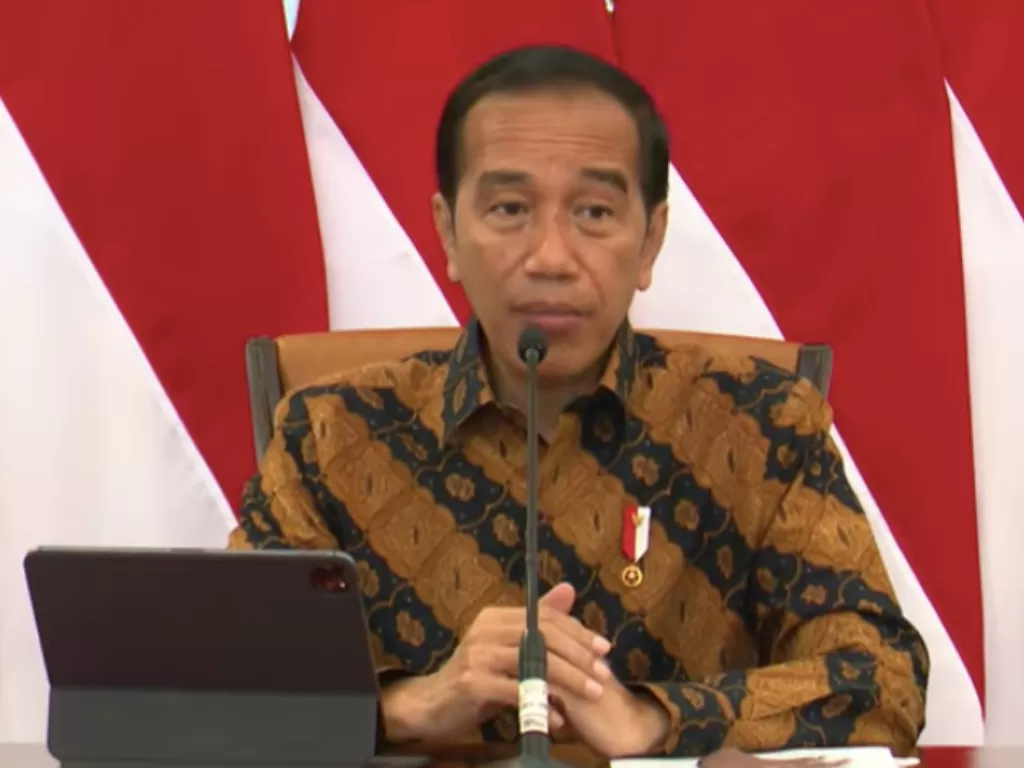 Presiden Jokowi saat jumpa pers terkait PPKM di Indonesia. (YouTube/Sekretariat Presiden)