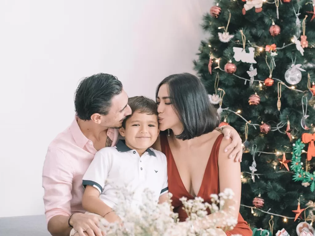 Jessica Iskandar rayakan Hari Natal (Instagram/inijedar)