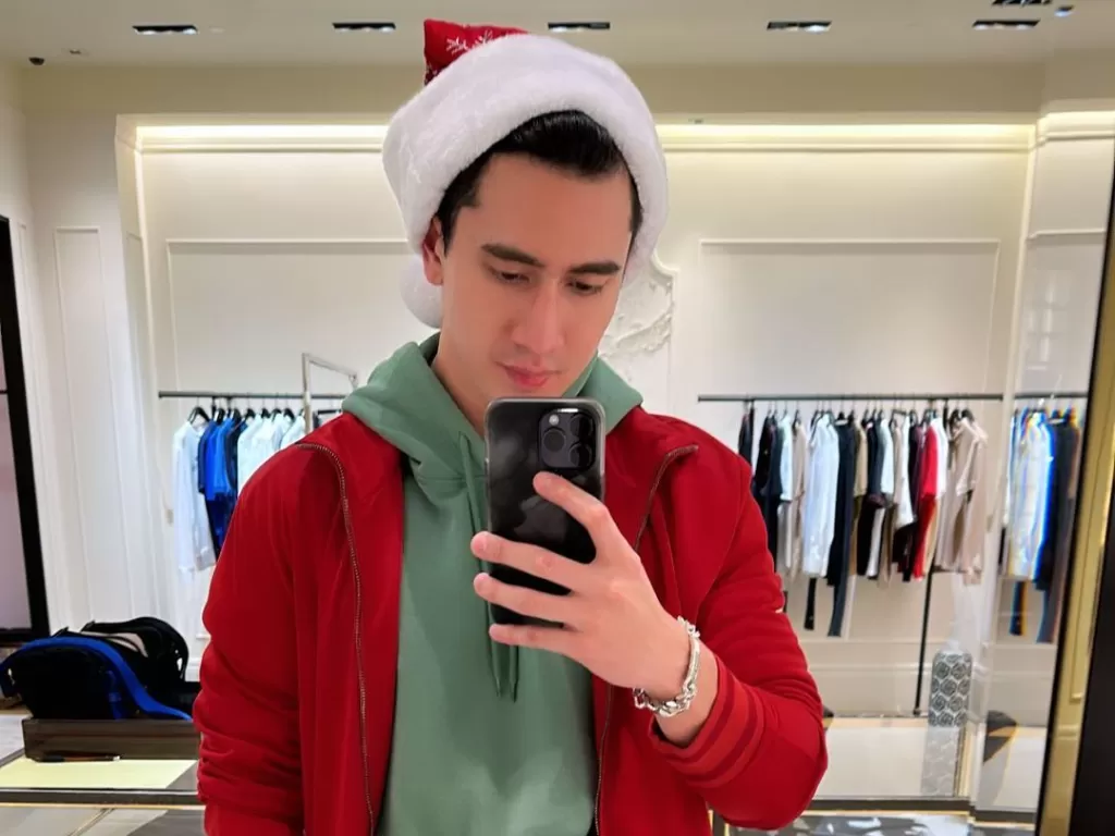 Verrel Bramasta meriahkan Natal (Instagram/bramastavrl)