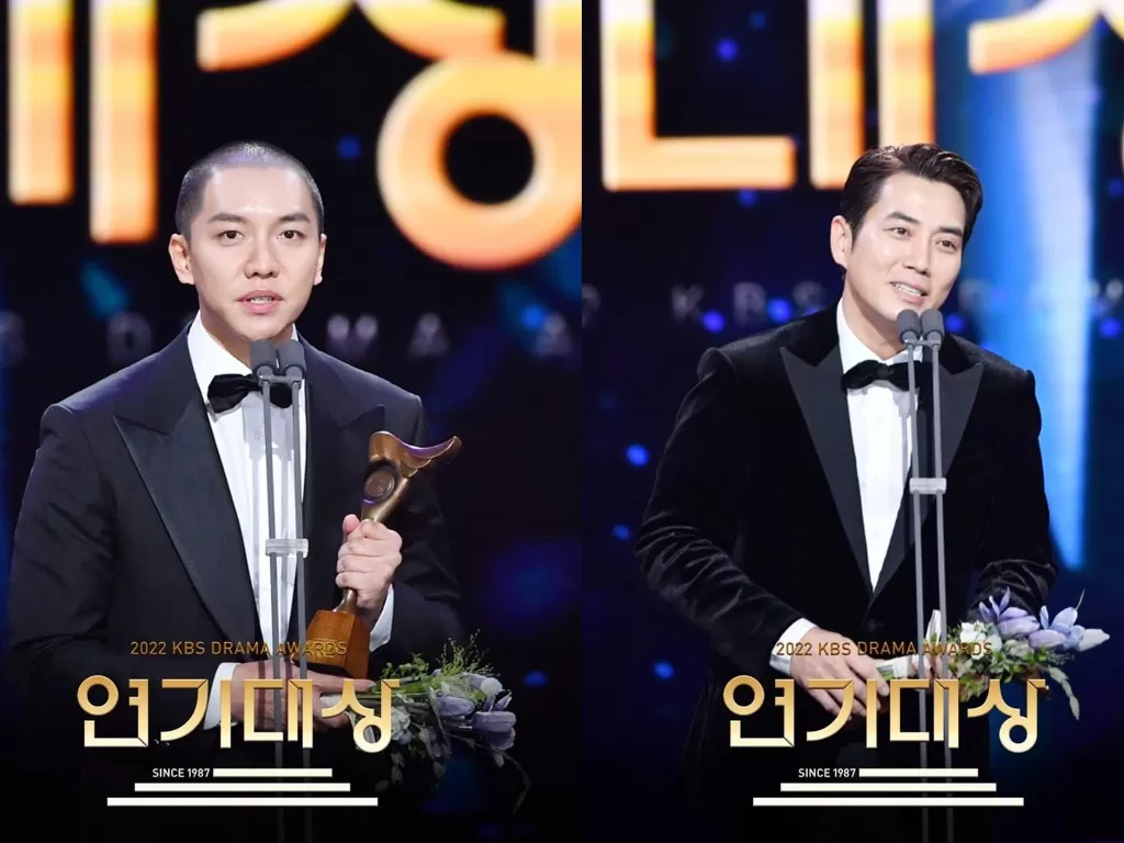 Lee Seung Gi dan Joo Sang Wook menyabet Desang di KBS Drama Awards 2022, Sabtu (31/12/2022) (Instagram/kbsdrama)