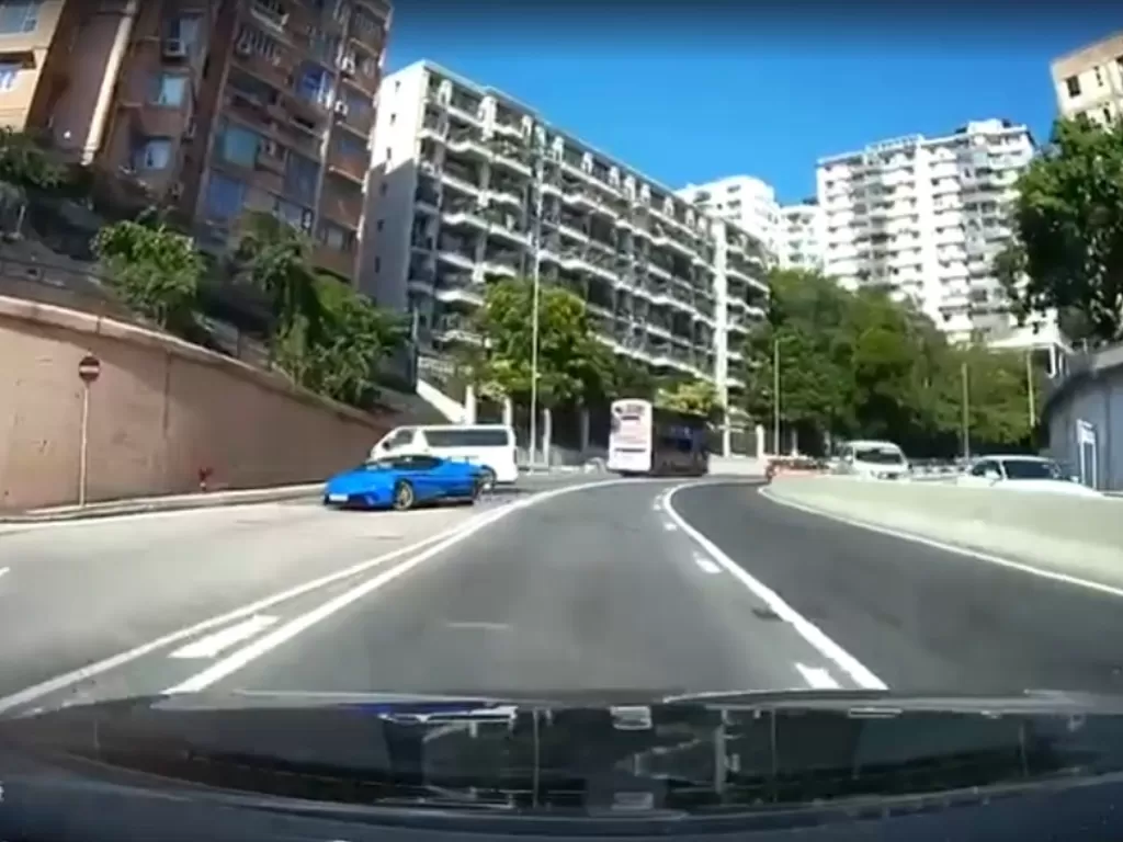 Lamborghini Huracan Performante kecelakaan (Facebook/HongKong CarCam)