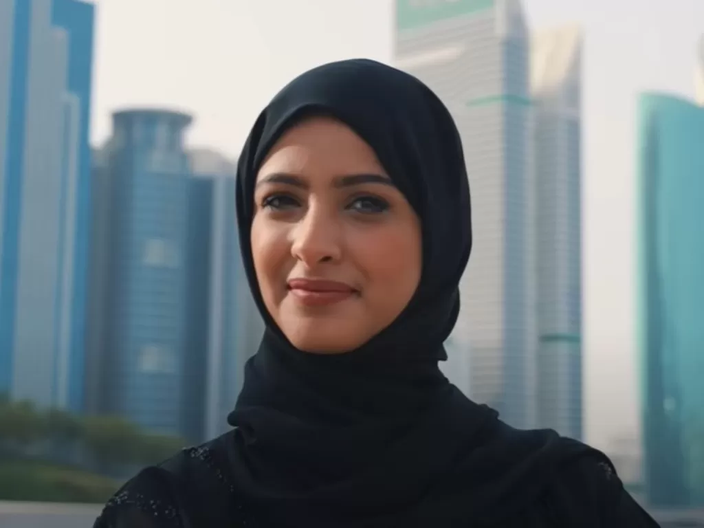 Potret wanita Dubai, Negara UAE gratiskan warganya mulai kelahiran sampai punya tanah. (Youtube/Nas Daily)