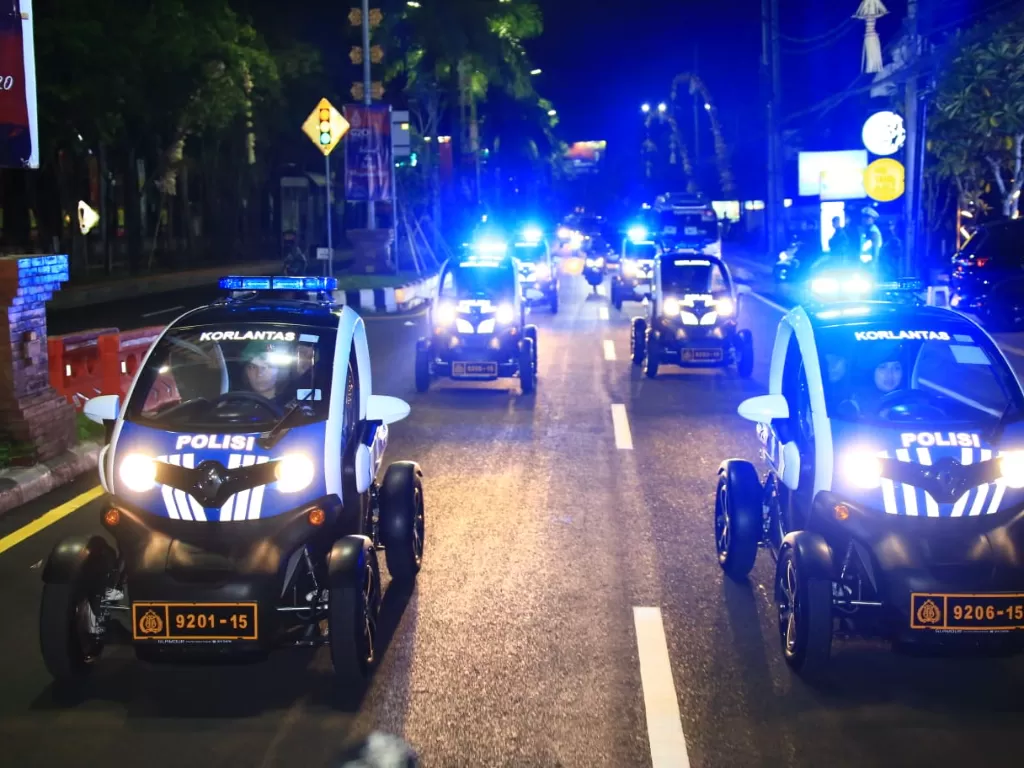 Mobil listrik Renault Twizy patroli di G20 Bali. (Dok. Korlantas Polri)
