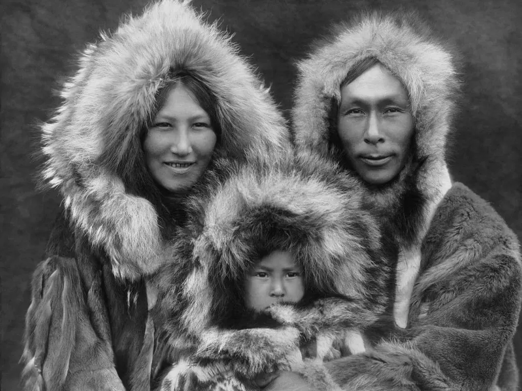 Ilustrasi keluarga suku Eskimo (Wikimedia Commons)
