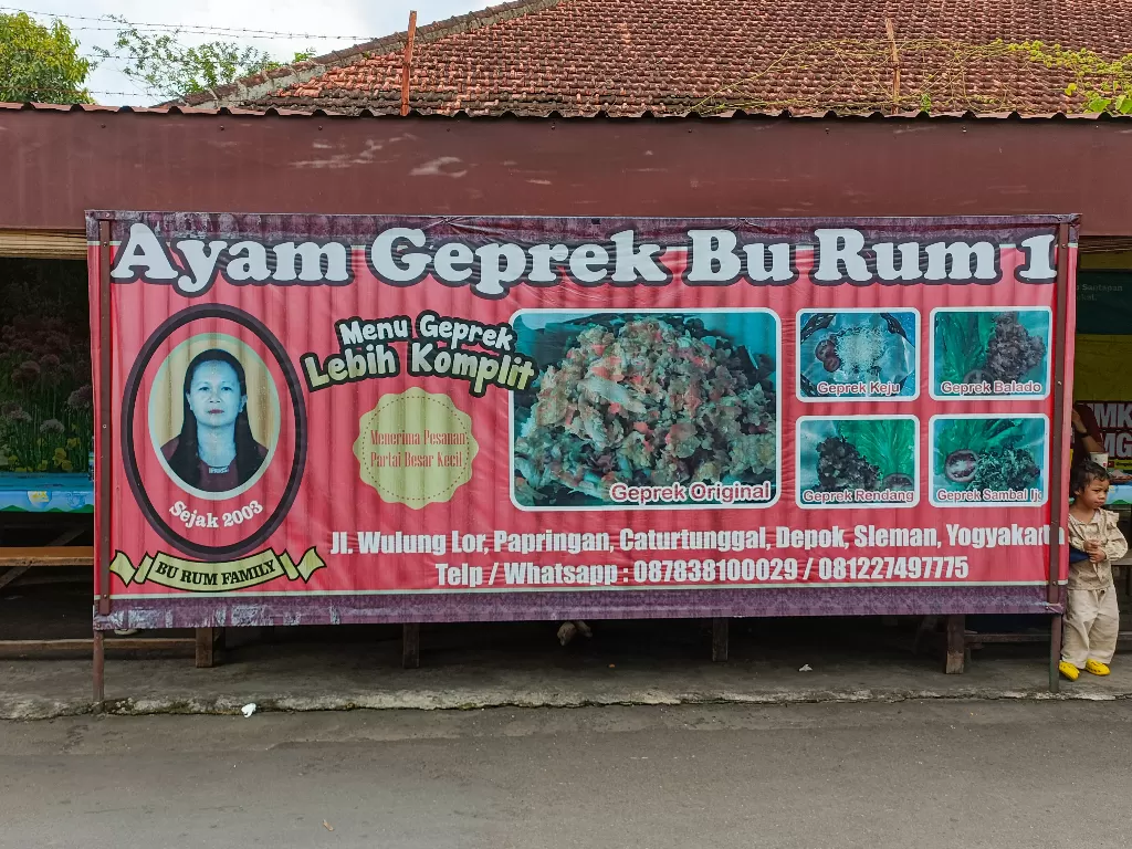 Ayam Geprek Bu Rum, kuliner asli Yogyakarta. (Z Creators/Sebastian Andhika)