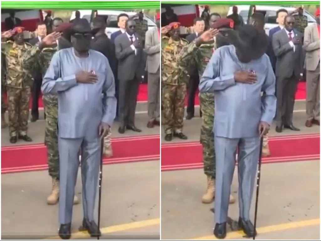 Presiden Sudan Selatan Salva Kiir ngompol. (Twitter/@VictorIsrael_)