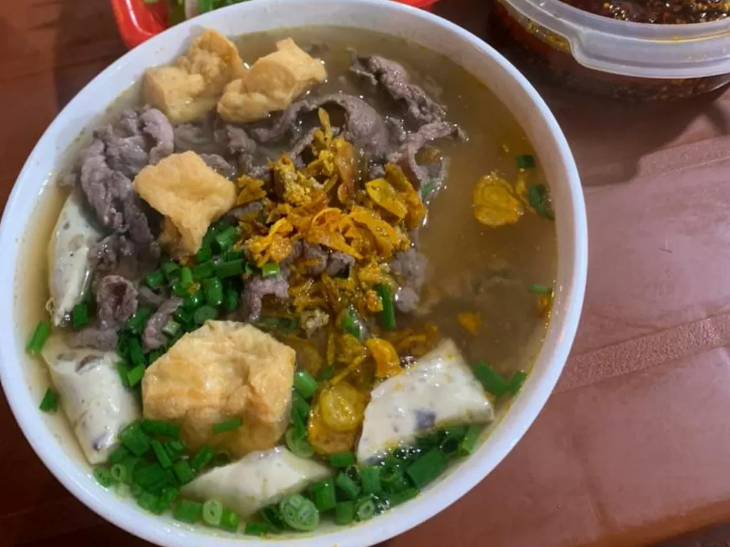 Sup Rieu Bo Dao, kuliner Vietnam. (Z Creators/Reja Dalimunthe)