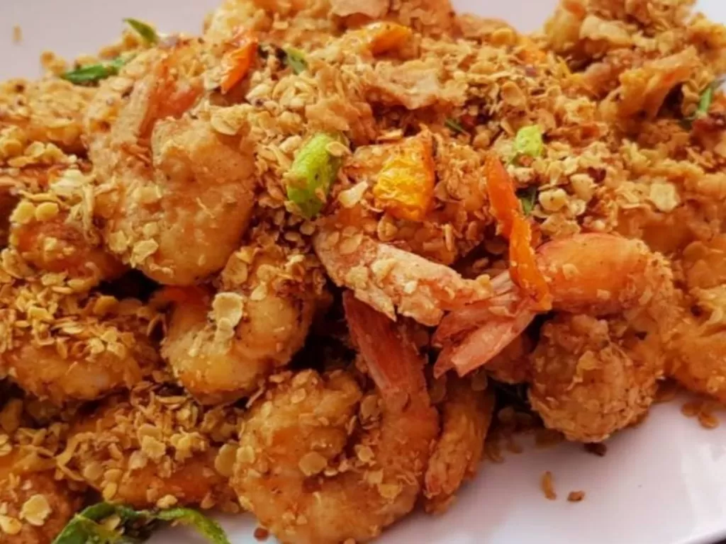 Udang goreng oatmeal. (singaporefood.com)