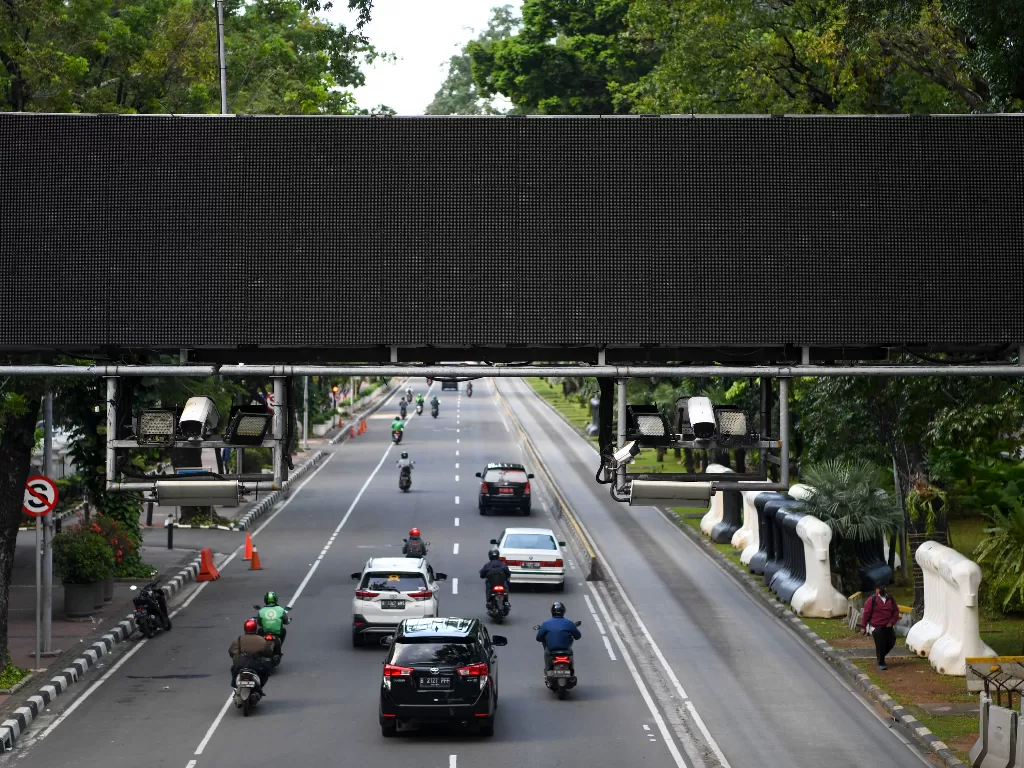 Ilustrasi jalan berbayar di Jakarta. (ANTARA FOTO/M Risyal Hidayat).