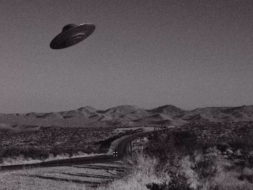 Penampakan UFO di Langit. (The Guardian)