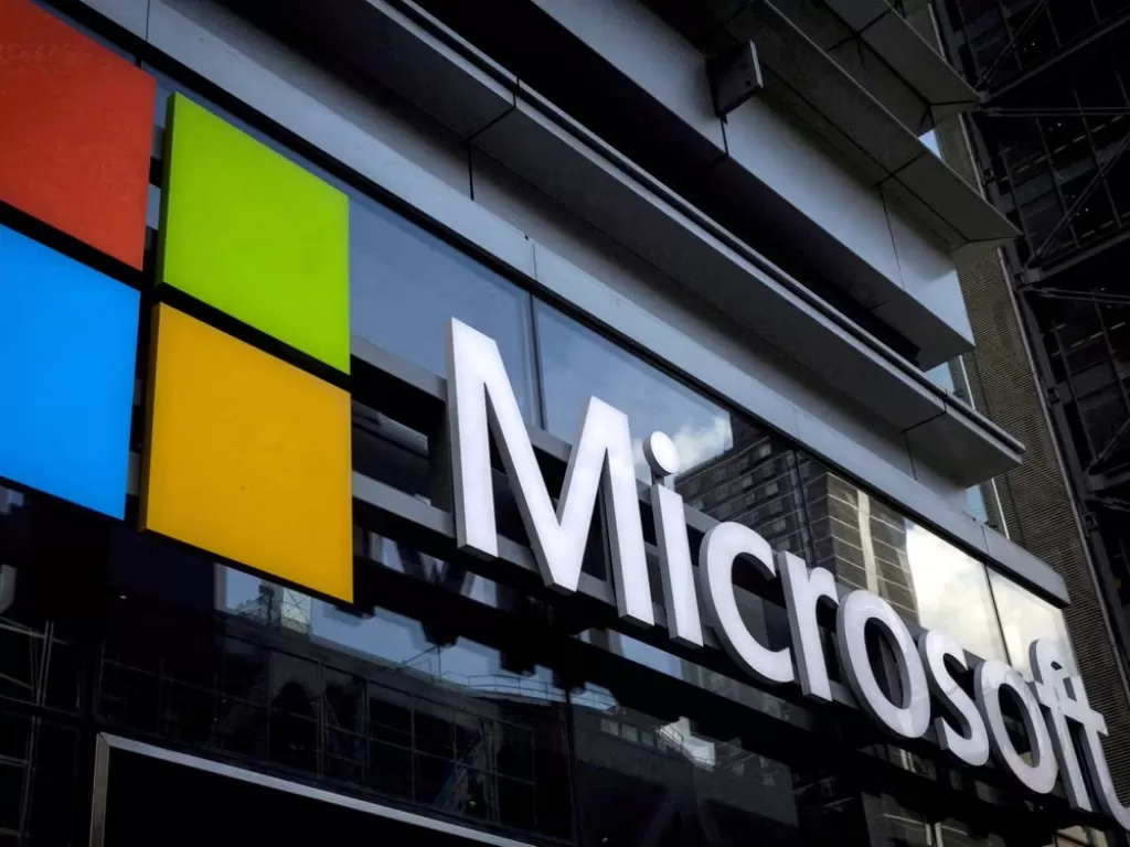 Microsoft lakukan PHK Karyawan. (REUTERS/Mike Segar)