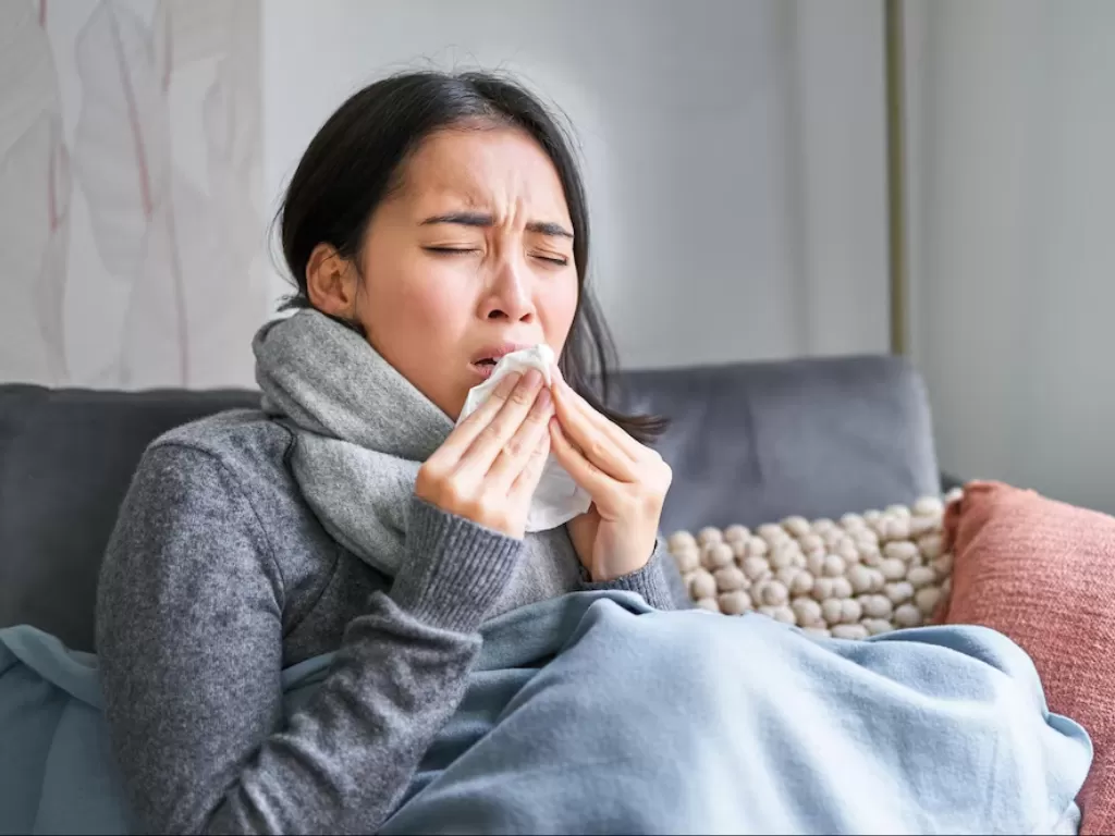 Perbedaan flu dan pilek (Freepik/benzoix)