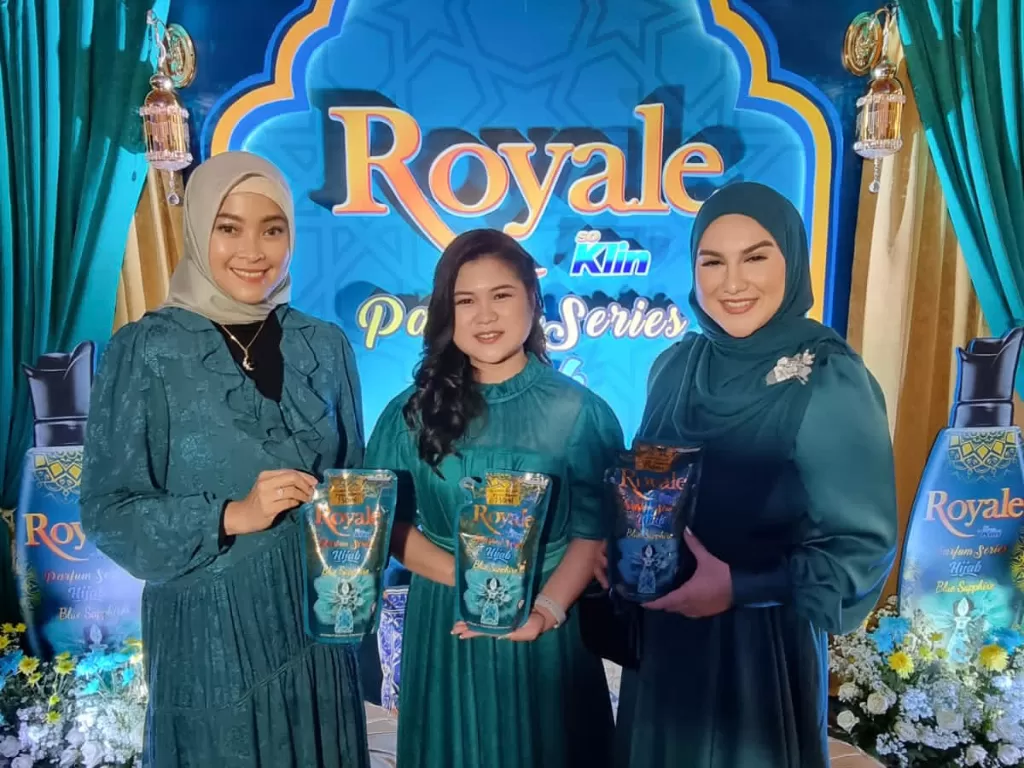 Acara Press Conference peluncuran Royale Parfum Series by SoKlin Hijab Blue Sapphire. (Dok. WINGS)