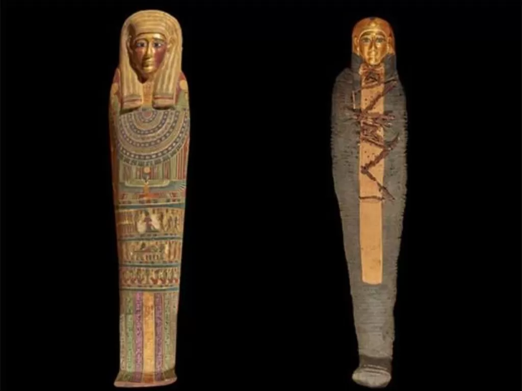 Kini: peti mati luar mumi 'Anak Emas', kanan: sarkofagus kayu bagian dalam mumi 'Anak Emas' (Saleem, Seddik dan el-Halwagy /CC BY 4.0)