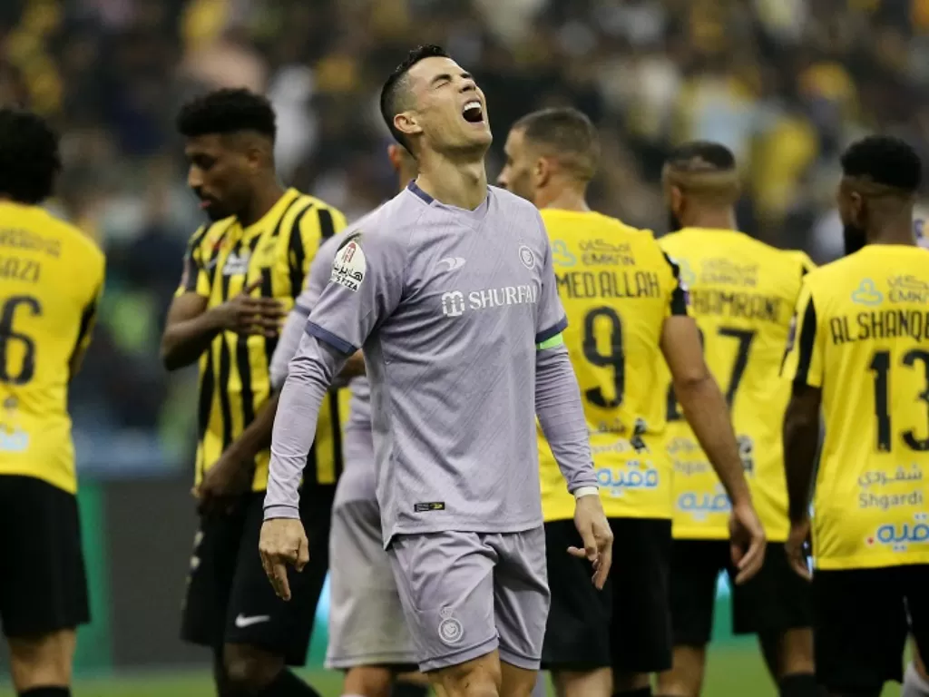 Cristiano Ronaldo gagal membawa Al Nassr ke final Piala Super Arab Saudi 2022. (REUTERS/Ahmed Yosri)