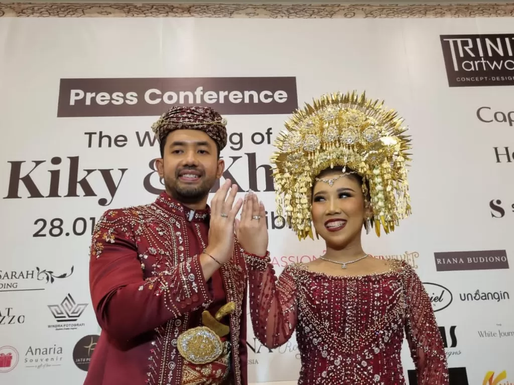 Konferensi Pers Pernikahan Kiky Saputri dan Muhammad Khairi di Gedung The Darmawangsa, Jakarta Selatan, Sabtu (28/1/2023). (Indozone/Arvi Resvanty)