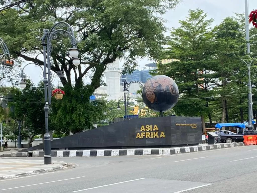 Jalan Asia-Afrika Bandung. (INDOZONE/Fitriani)