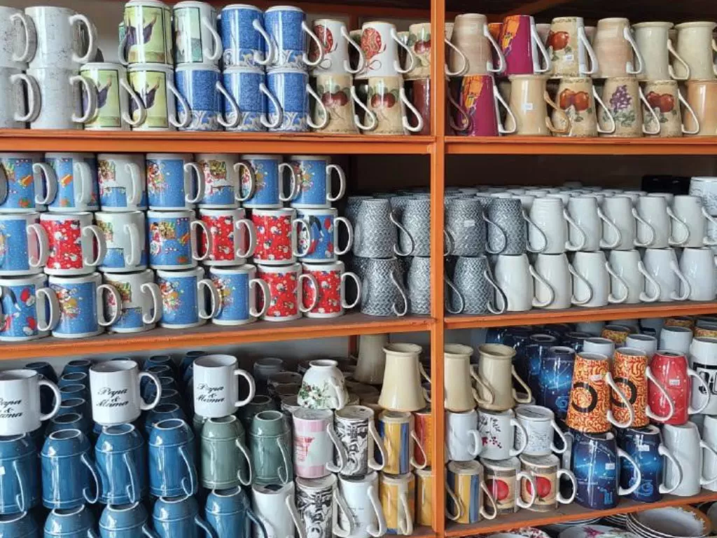 Aneka gelas keramik dijual super murah (Z Creators/Oktiviani Primardianti)