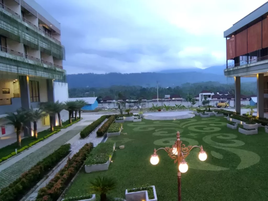Hotel bertaraf internasional di Banjarnegara (INDOZONE/Putri Surya)