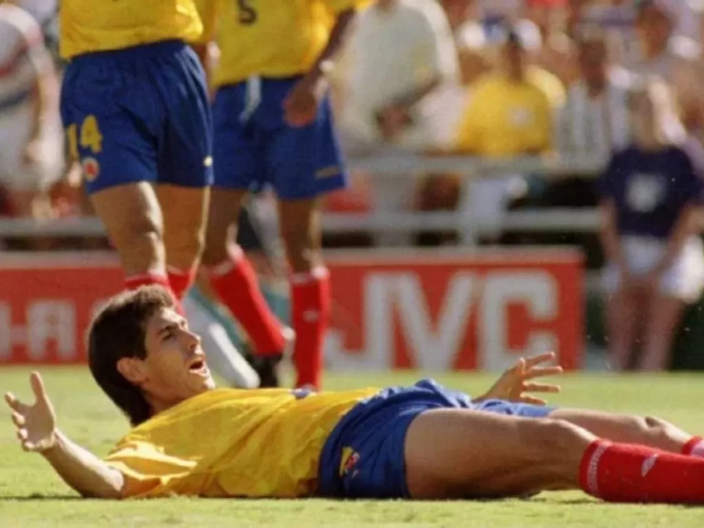 Andres Escobar menjadi korban penembakan karena dianggap sebagai biang kegagalan Timnas Kolombia di Piala Dunia 1994 (REUTERS)
