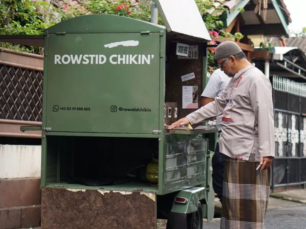 Penjual Rowstid Chikin di Bajaj (Z Creators/Dewi Rahmawati)