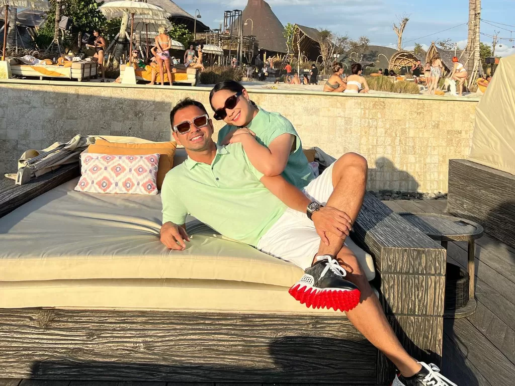 Raffi Ahmad dan Nagita Slavina honeymoon ke Bali (Instagram/raffinagita1717)