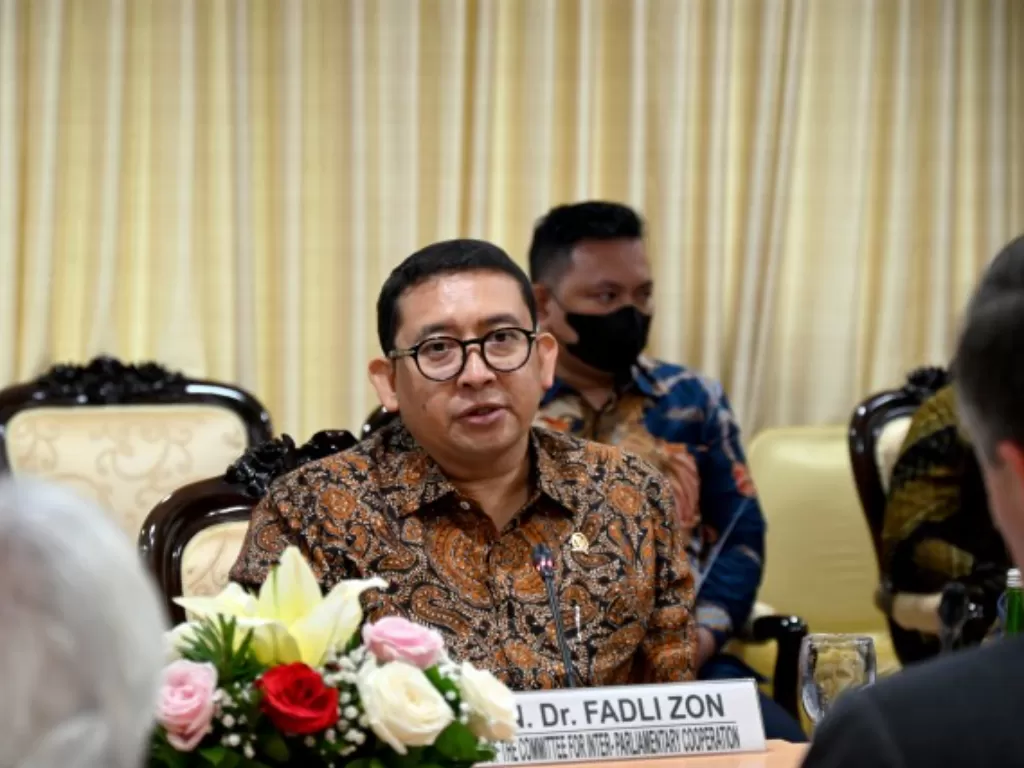 Ketua Badan Kerja Sama Antar Parlemen (BKSAP) DPR RI Fadli Zon menerima kunjungan Parlemen Uni Eropa di Gedung DPR RI, Senayan, Jakarta, Selasa (21/2/2023). (Dok. DPR RI)