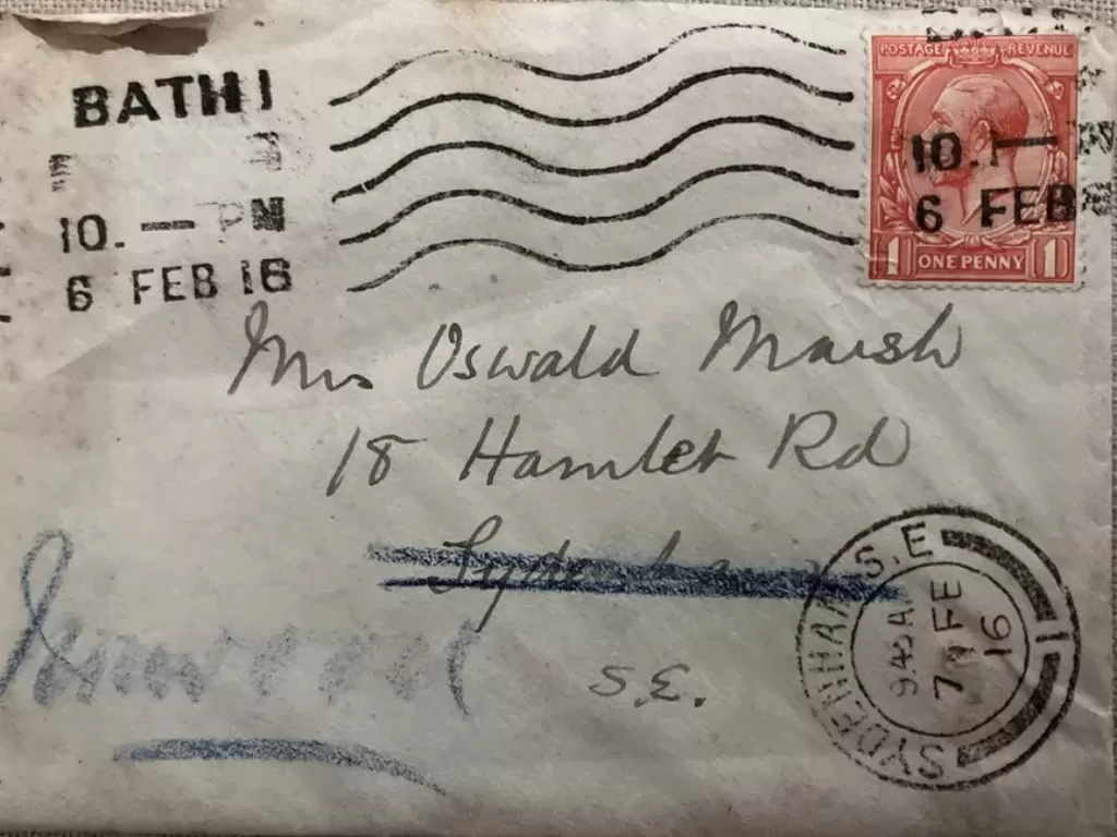 Sebuah surat yang dikirim sebelum PD I ditujukan kepada Katie Marsh, istri seorang raja perangko. (Finlay Glen)