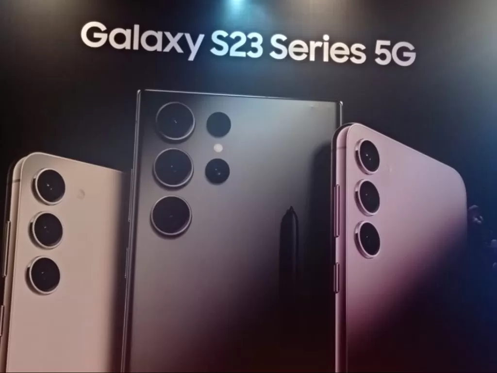 Samsung Galaxy S23 resmi meluncur di Indonesia dan sudah bisa dibeli mulai hari ini, Jumat (24/2/2023). (INDOZONE/Gema Trisna Yudha)