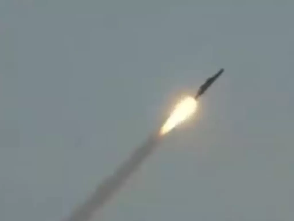 Iran mengklaim telah mengembangkan rudal hipersonik jarak jauh yang dapat menjangkau AS untuk membunuh Donald Trump. (Sputnik/Seyed Mohammad Marandi)
