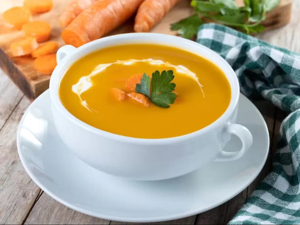 Ilustrasi sup wortel-labu kuning. (FREEPIK)