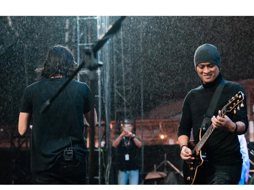 Andra and The Backbone akan menggelar konser di Palembang. (Instagram/@andra_photo)