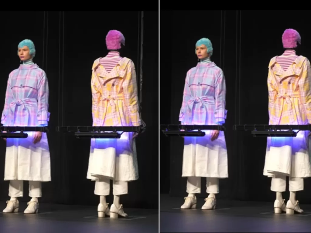 Brand Jepang Anrealage ubah warna dan pola koleksi baju dengan bantuan sinar UV di Paris Fashion Week 2023. (Screenshoot/Instagram/@anrealage_official)