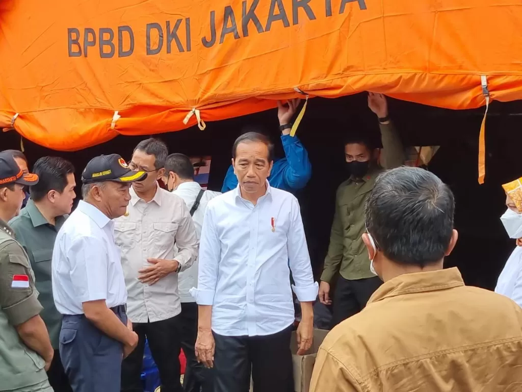 Presiden Jokowi Berikan Dua Opsi Buntut Kebakaran Depo Pertamina Plumpang (Indozone/Asep Bidin Rosidin)