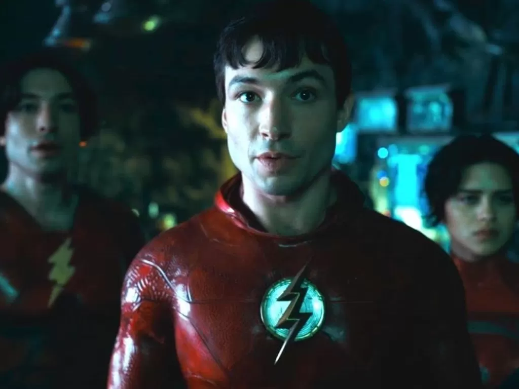 Ezra Miller dalam The Flash (IMDb)