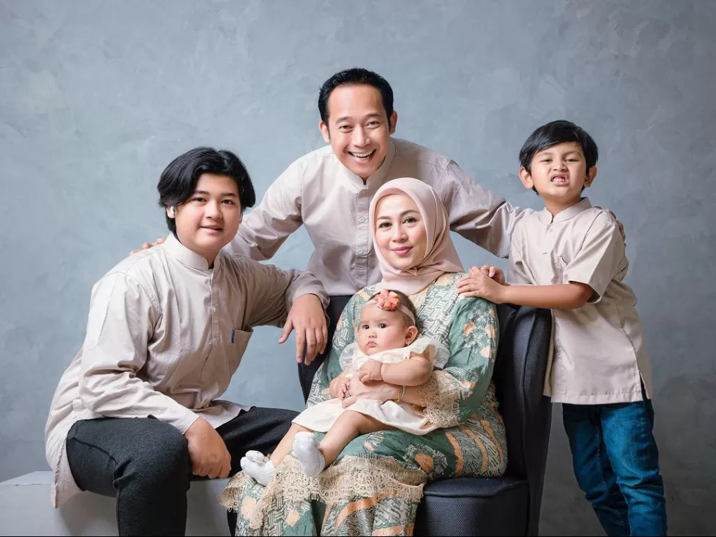 Denny Cagur dan Keluarga (Instagram/dennycagur)