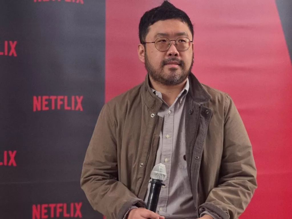 Sutradara In the Name of God: A Holy Betrayal, Cho Sung Hyun (Netflix) 