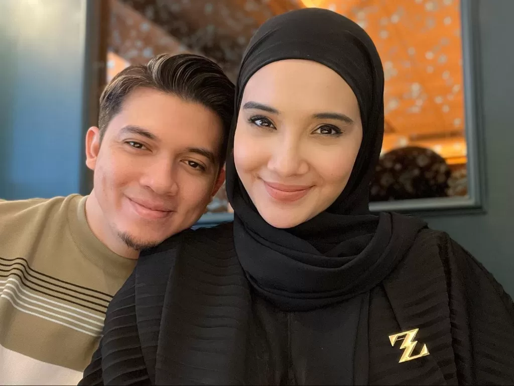 Irwansyah dan Zaskia Sungkar (Instagram/zaskiasungkar15)