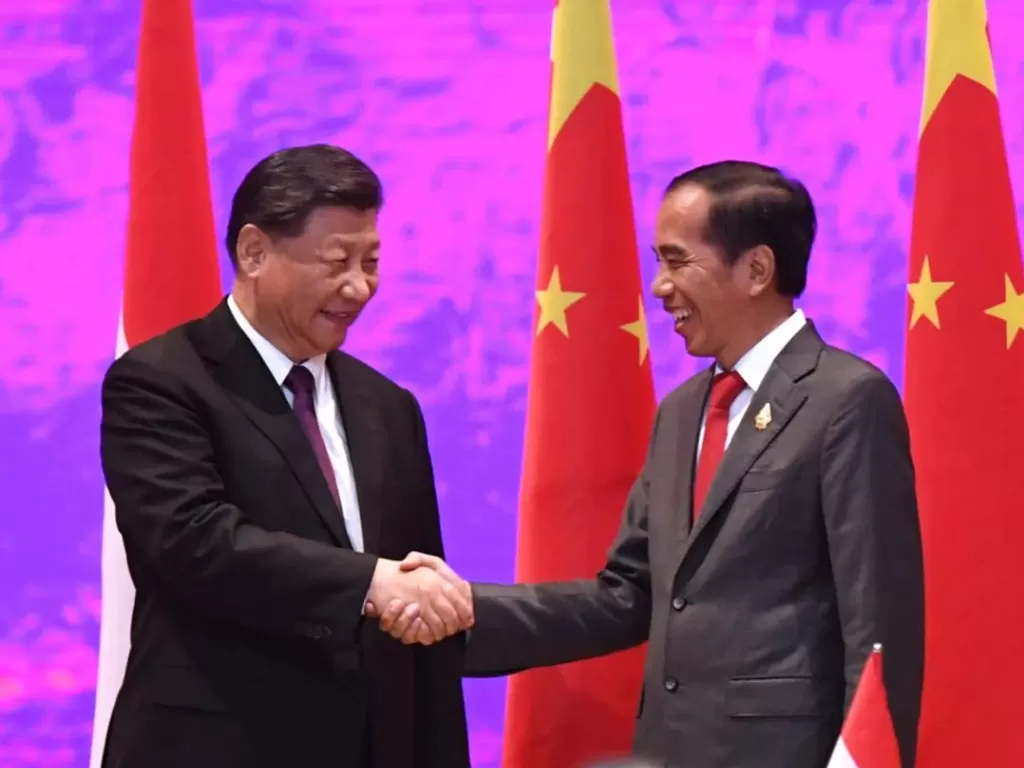 Presiden China Xi Jinping (kiri) dan Presiden Jokowi (kanan). (instagram/@jokowi)