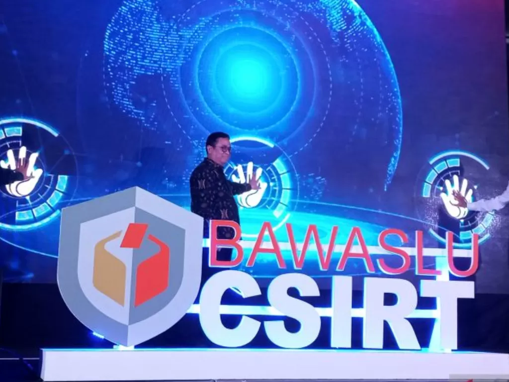 Bawaslu meluncurkan Computer Security Incident Response Team (CSIRT) untuk melindungi data pemilu, sebagai bagian dari persiapan Pemilu 2024. (ANTARA/Tri Meilani Ameliya)