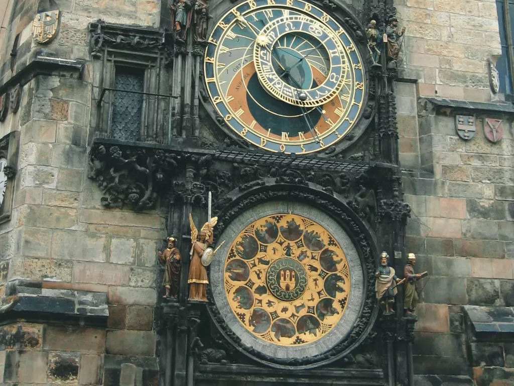 Jam astronomis di Praha (Z Creators/Alan Munandar)