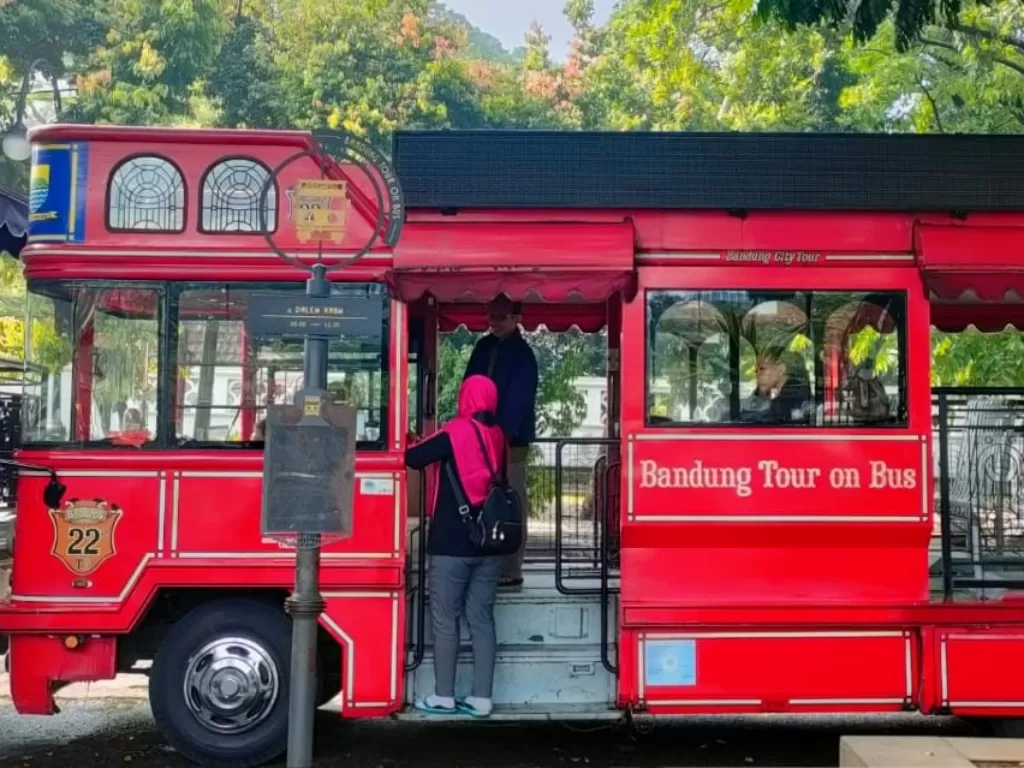 Bandros atau Bandung Tour On Bus. (Z Creators/Adila Fikri)