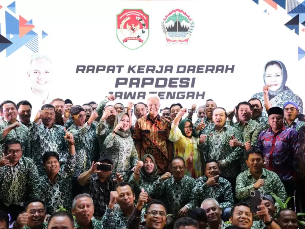 Ketua Dewan Pembina Papdesi, Ganjar Pranowo saat hadir di Rakerda Papdesi Jawa Tengah. (Dok Papdesi)