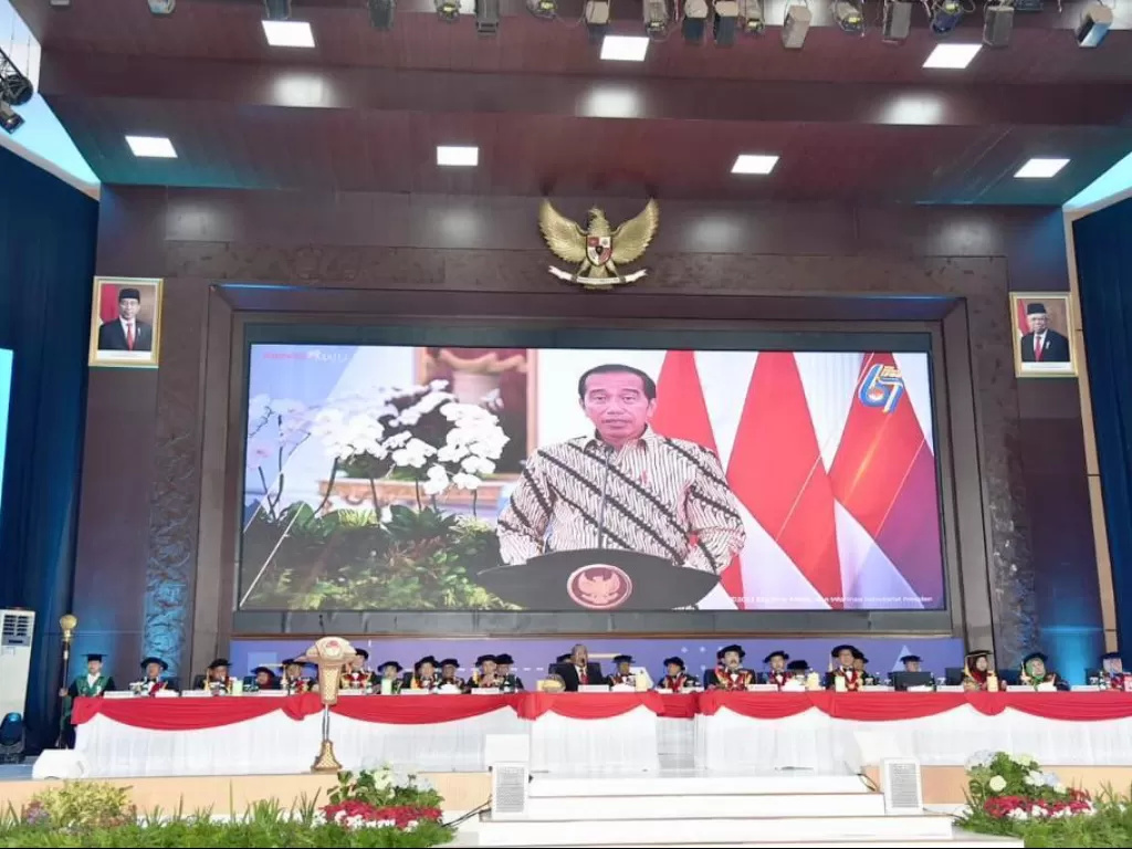 Layar bergambar Presisen Jokowi di Acara Dies Natalis ke-67 IPDN (Istimewa)